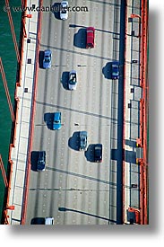 images/California/SanFrancisco/GoldenGate/GGB-Top/Misc/speeding-traffic-3.jpg
