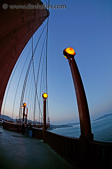 ggb-lampposts-7.jpg