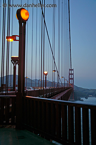 ggb-lampposts-9.jpg