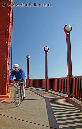 ggb-lamps-cyclist.jpg