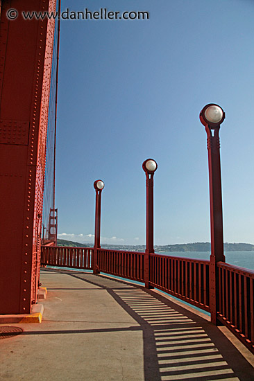 ggb-lamps-day.jpg