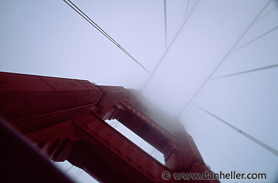 ggb-up-fog-1.jpg