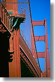 images/California/SanFrancisco/GoldenGate/close-up-below-1.jpg