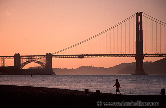 ggb-beachwalker.jpg