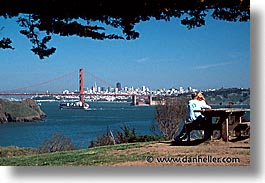 bridge, california, couples, golden gate, golden gate bridge, horizontal, national landmarks, san francisco, west coast, western usa, wide, photograph