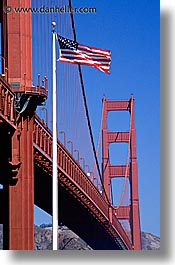 images/California/SanFrancisco/GoldenGate/ggb-n-flag.jpg