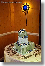 images/California/SanFrancisco/HughesConnorWedding/Cake/cake-01.jpg