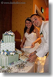 cake, california, couples, events, people, san francisco, vertical, wedding, west coast, western usa, photograph