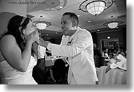 images/California/SanFrancisco/HughesConnorWedding/Cake/cake-12.jpg