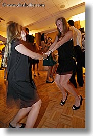 images/California/SanFrancisco/HughesConnorWedding/Dancing/dancing-16.jpg