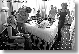 images/California/SanFrancisco/HughesConnorWedding/GirlsPrep/girls-prep-05.jpg