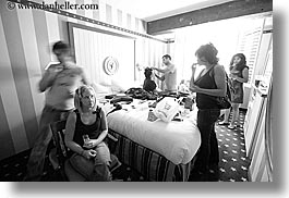images/California/SanFrancisco/HughesConnorWedding/GirlsPrep/girls-prep-06.jpg