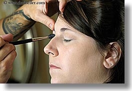 images/California/SanFrancisco/HughesConnorWedding/GirlsPrep/girls-prep-08.jpg
