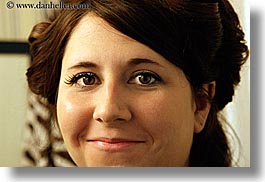 images/California/SanFrancisco/HughesConnorWedding/GirlsPrep/girls-prep-12.jpg