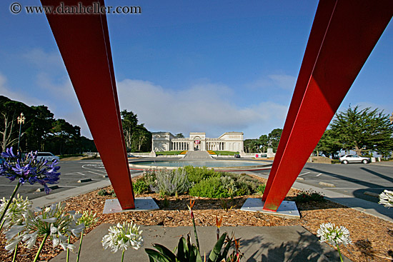 steel-sculpture-n-museum-4.jpg