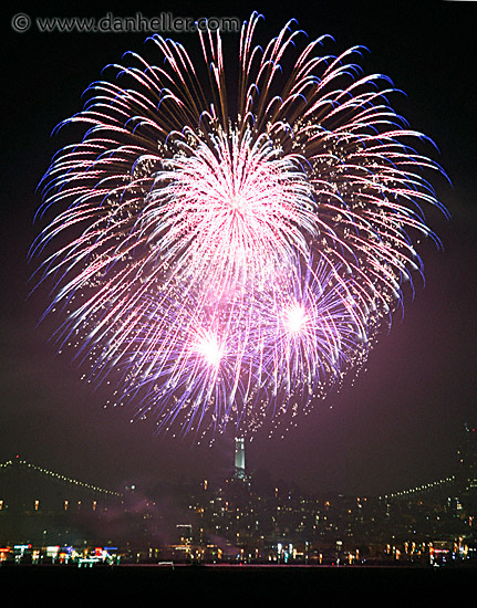 coit-tower-fireworks-5.jpg