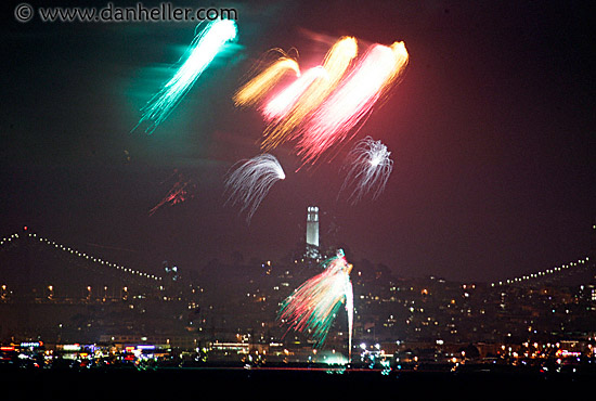coit-tower-fireworks-8.jpg