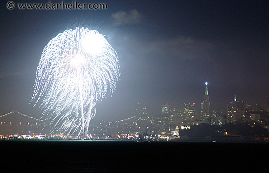 sf-downtown-fireworks-2.jpg