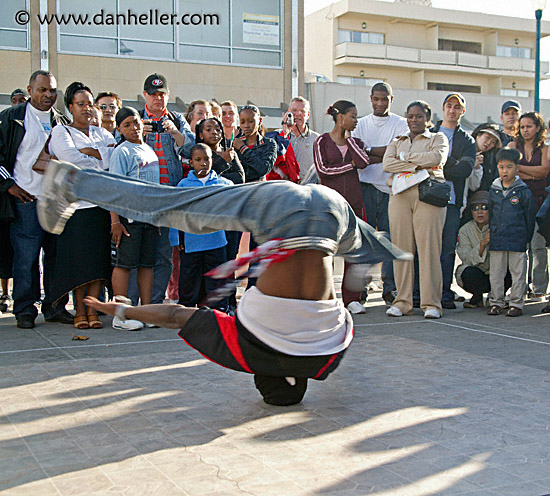 break-dancers-12.jpg