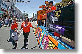 images/California/SanFrancisco/People/Yo/Carnival/Carnival04/dancing-yo-kids-2.jpg