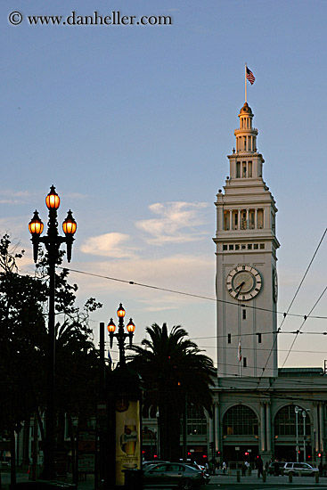 clock-tower-n-lamp_post-2.jpg