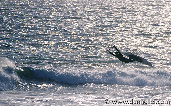 parasailing01.jpg