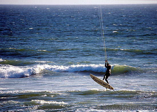 parasailing03.jpg