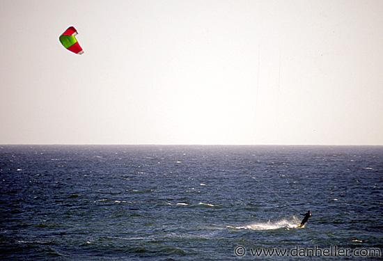 parasailing05.jpg