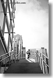 images/California/SanFrancisco/YerbaBuena/stairs-n-bldgs-bw.jpg