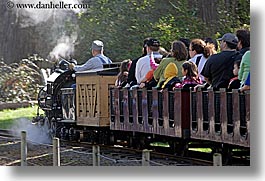 images/California/SanFrancisco/Zoo/People/people-on-train-5.jpg