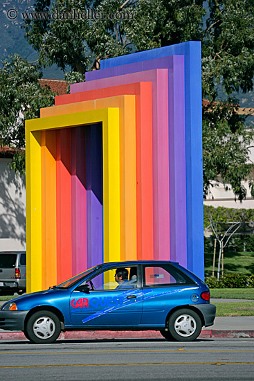 rainbow-tunnel-art-n-car.jpg