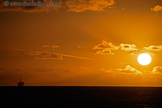 oil-rig-n-ocean-sunset-1.jpg
