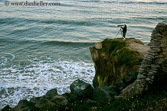 photographer-on-cliff-1.jpg