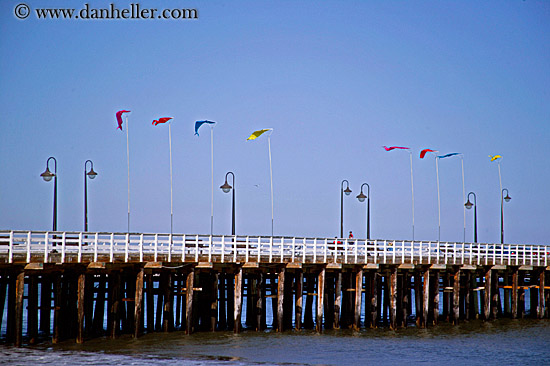 pier-flags-1.jpg