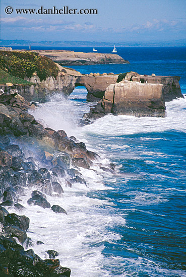 rocky-shoreline.jpg