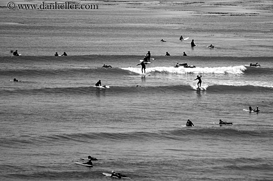 surfers-bw.jpg