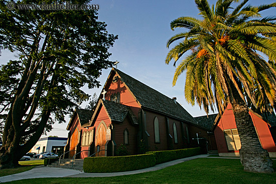 red-church-n-trees-5.jpg