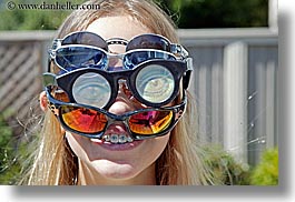 images/California/SantaCruz/People/Children/Allie/allie-glasses-1.jpg