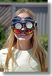 images/California/SantaCruz/People/Children/Allie/allie-glasses-3.jpg