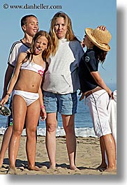 images/California/SantaCruz/People/Children/jill-n-kids-2.jpg