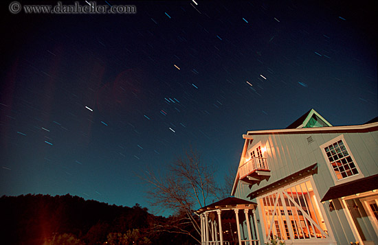 barn-house-stars-2.jpg