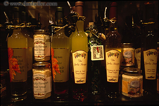 garlic-n-oil-bottles.jpg