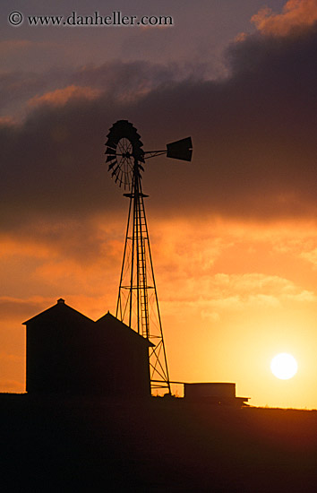 windmill-at-sunset-2.jpg