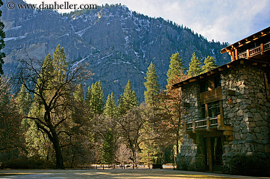 ahwahnee-n-mtns-2.jpg