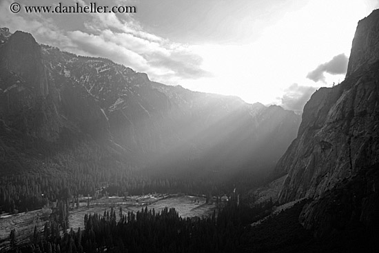 mtns-n-valley-w-sunbeams-3-bw.jpg