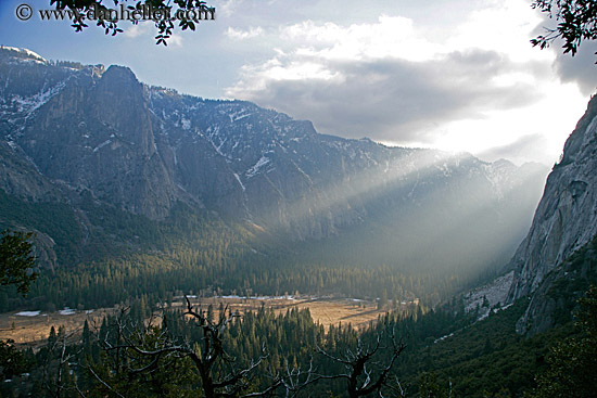 mtns-n-valley-w-sunbeams-6.jpg