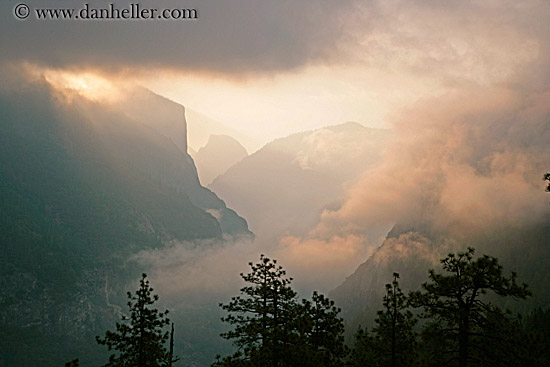 yosemite-valley-dawn-05.jpg