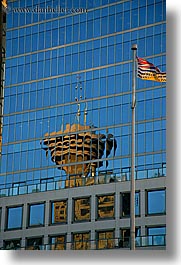 images/Canada/Vancouver/Buildings/harbor-center-reflection-4.jpg
