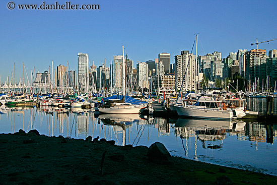 vancouver-cityscape-reflection-07.jpg