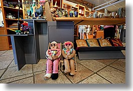 images/Canada/Vancouver/GranvilleIsland/cabbage-patch-tourists-2.jpg